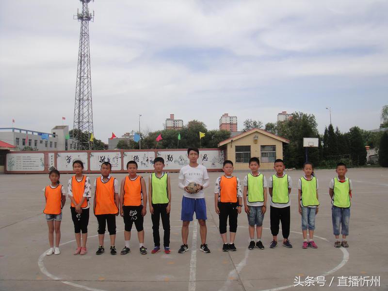忻州十中足球比赛,学校开展足球联赛简讯