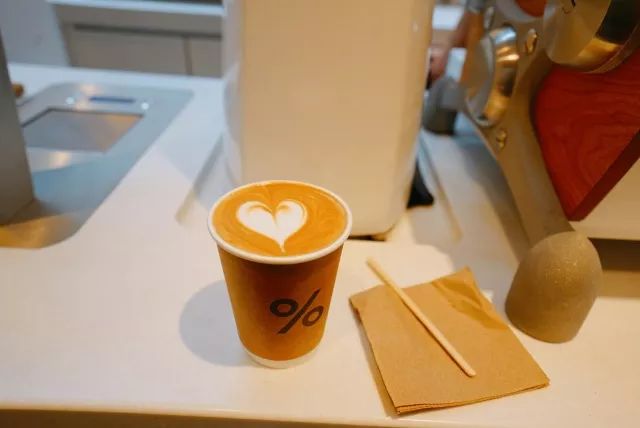 arabica西班牙拿铁冰的还是热的,arabica拿铁