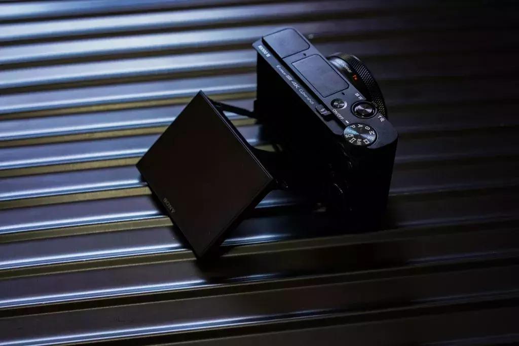 索尼黑卡数码相机dsc-rx100m6,索尼dsc-rx100m6黑卡6代数码相机