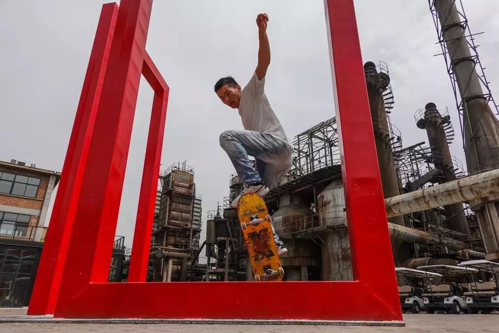 索尼黑卡数码相机dsc-rx100m6,索尼黑卡6dsc-rx100m6数码相机