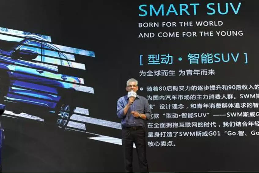 突然被国际米兰传奇球星刷屏！足球与汽车的触碰可引发巨大势能？