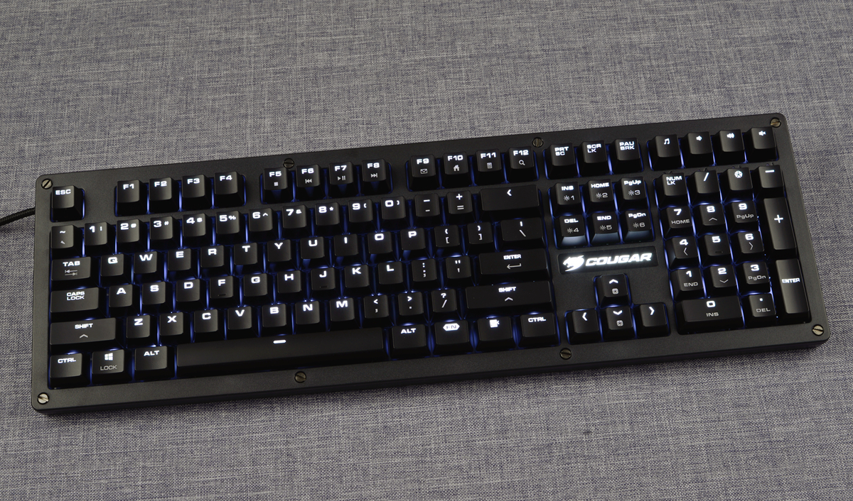 骨伽cougar600k机械键盘,德国Cherry机械键盘红轴经典之作