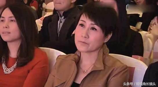 凯丽个人资料老公照片,凯丽和婆婆的照片