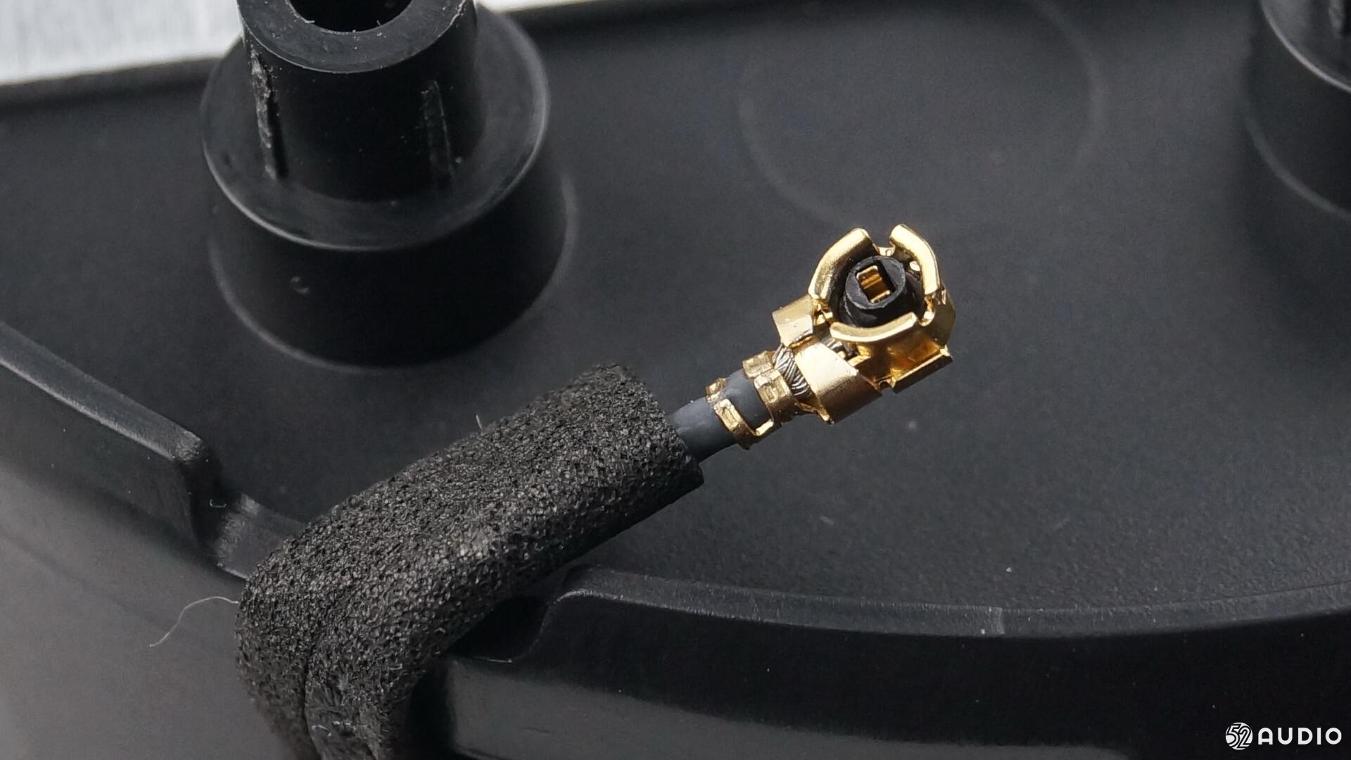 天猫精灵智能音箱boom拆解,天猫精灵智能音箱x3和X6对比