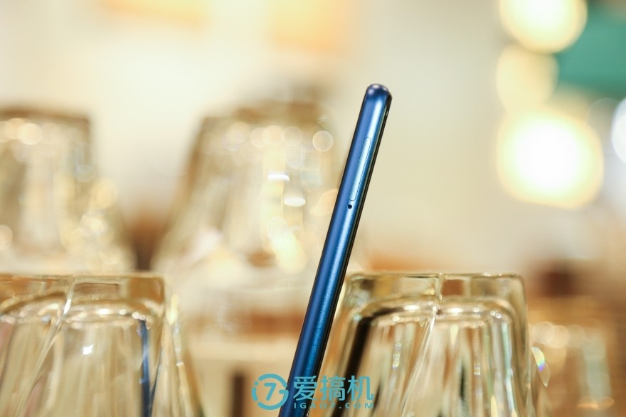 小米8se红色屏幕,小米8se红屏