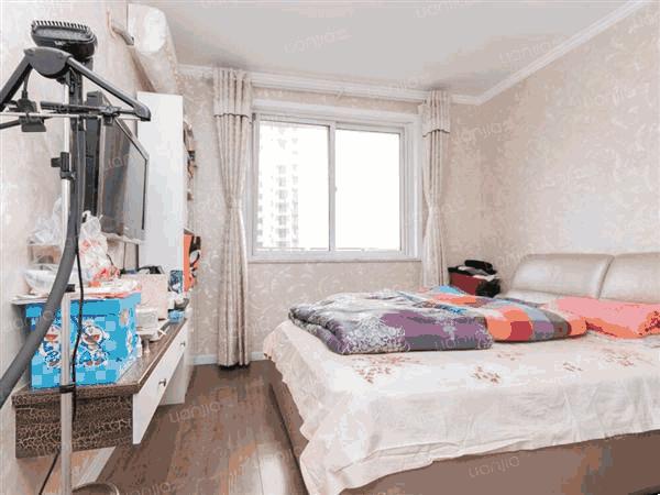 南京凤凰花园城小学怎么样,南京凤凰花园城小学施教区