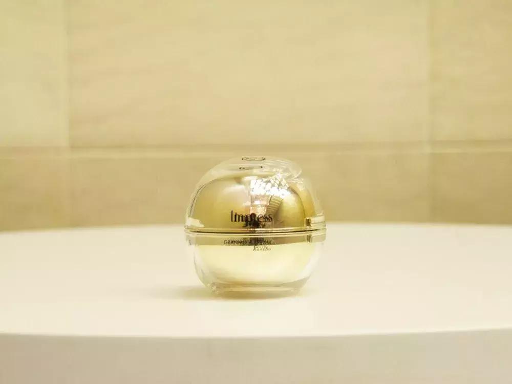 几千块的贵妇膏,几千块钱的面霜