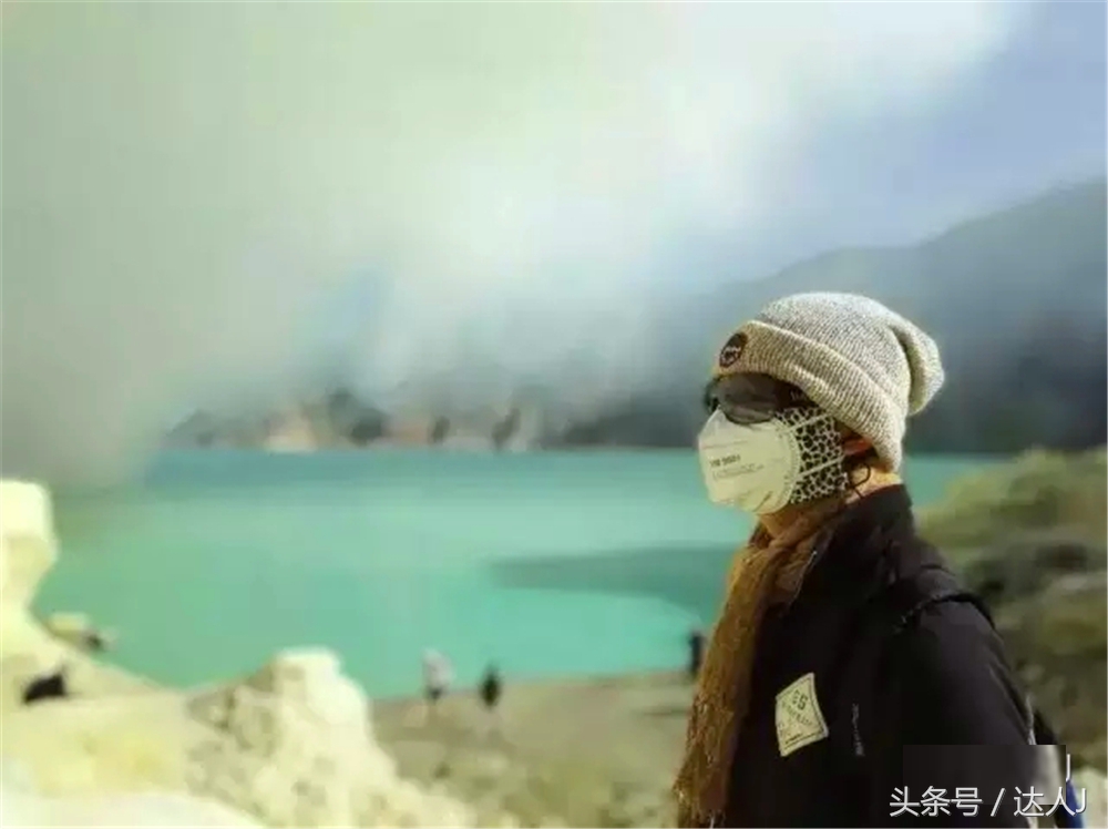 布罗莫火山要走多远,布罗莫是活火山吗