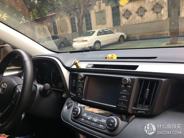 全方位了解丰田荣放,丰田荣放的优点缺点是什么