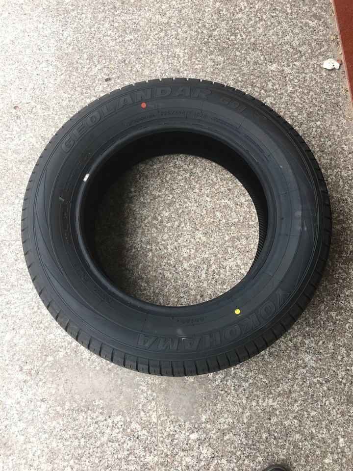 长安cs75plus轮胎爆胎,长安cs75爆胎怎么回事