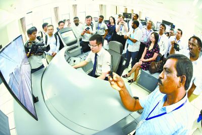 中国唯一一座高铁驾校,高铁站有哪些驾校