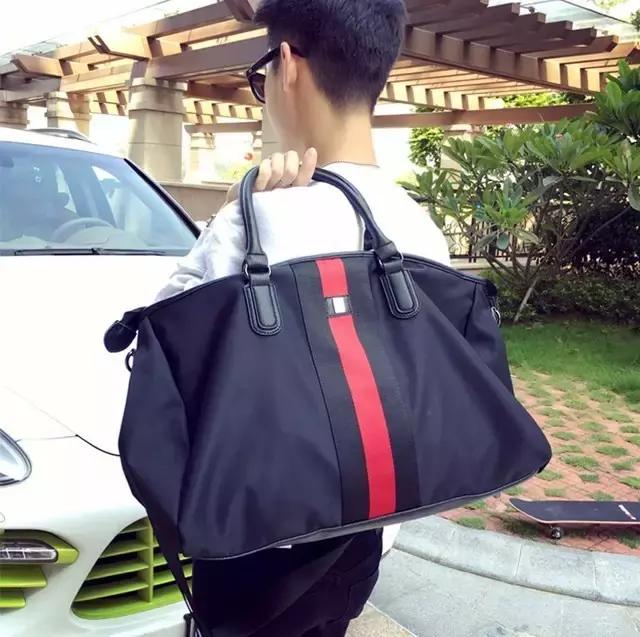 男士手提包搭配有什么技巧,男士手提包怎么搭配