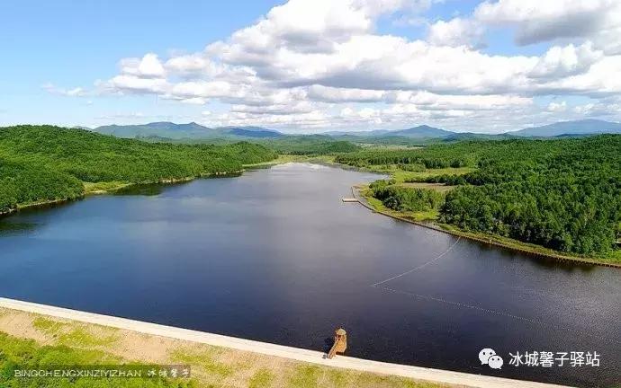 有一处叫世外桃源的地方,有一个地方是世外桃源