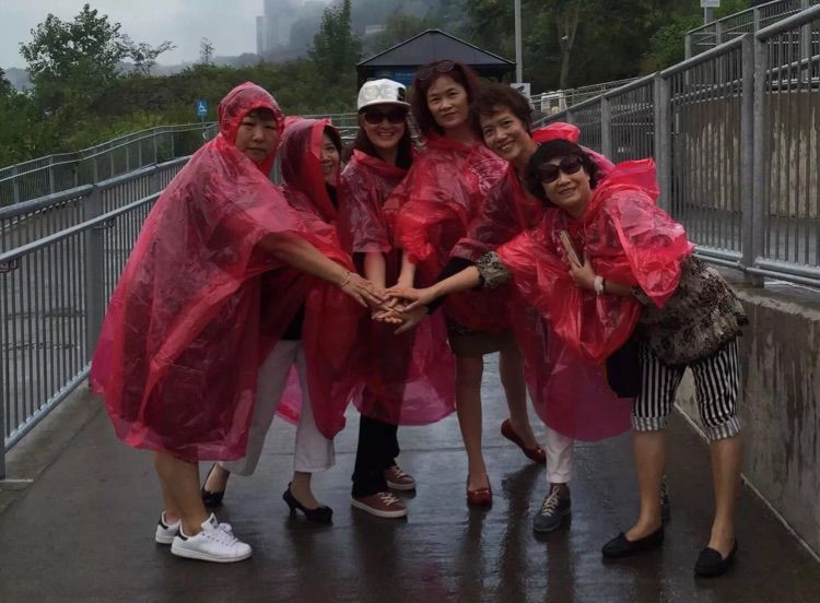 八位佳人在远方——初中闺蜜团加拿大游之美好印记