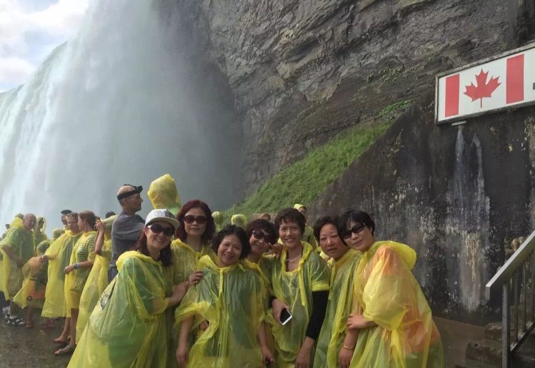 八位佳人在远方——初中闺蜜团加拿大游之美好印记