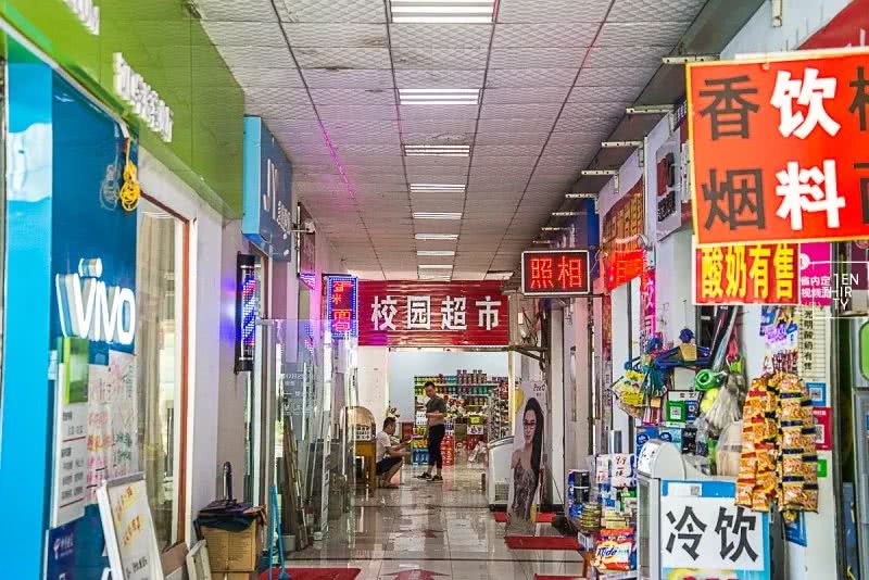 不在汉口的汉口学院，聚集了大花岭大学城最好吃的美食！