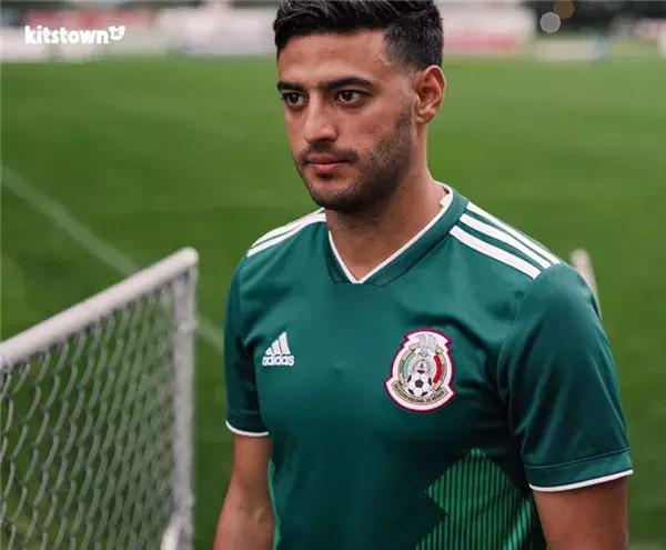 从姐弟恋到保姆上位世界杯球星背后的女人都不简单