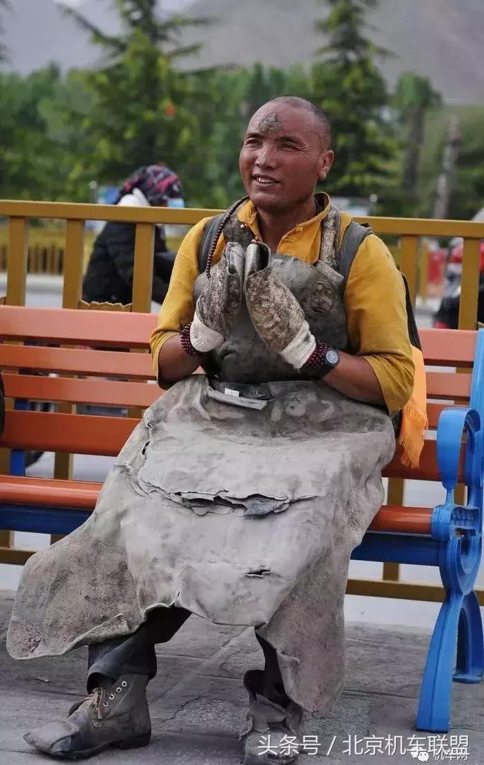 只因一款游戏，他骑着CBR300R进*藏西**了！