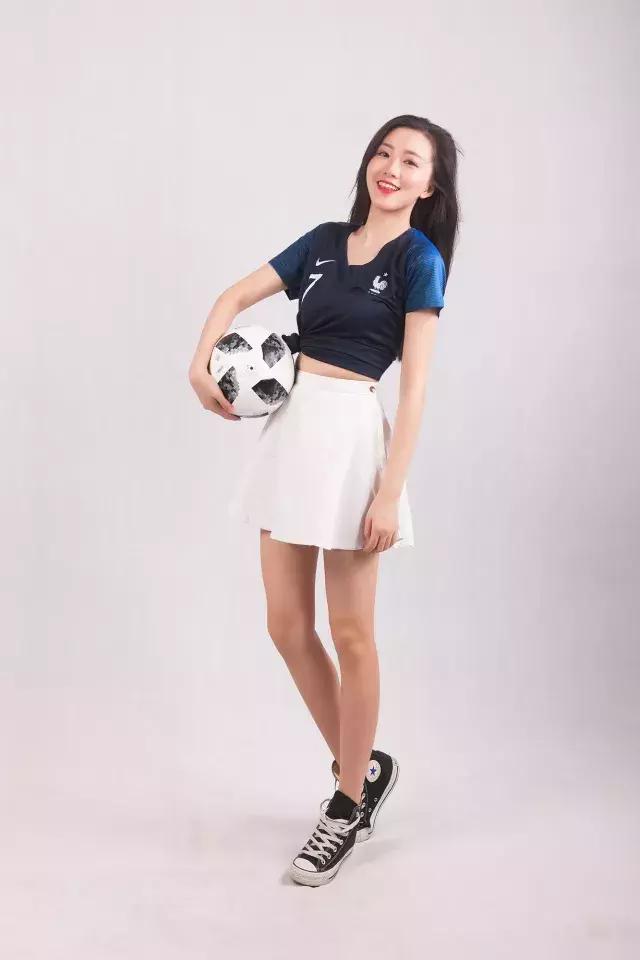 空姐和空姐格斗,空姐足球