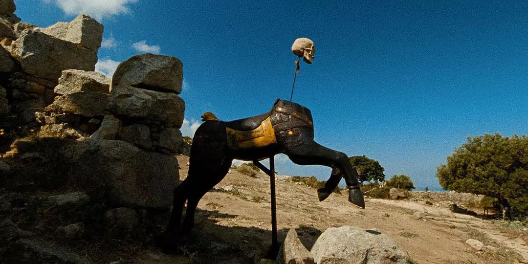 把大尺度拍得如此变态唯美,导演你怕是磕药了吧!