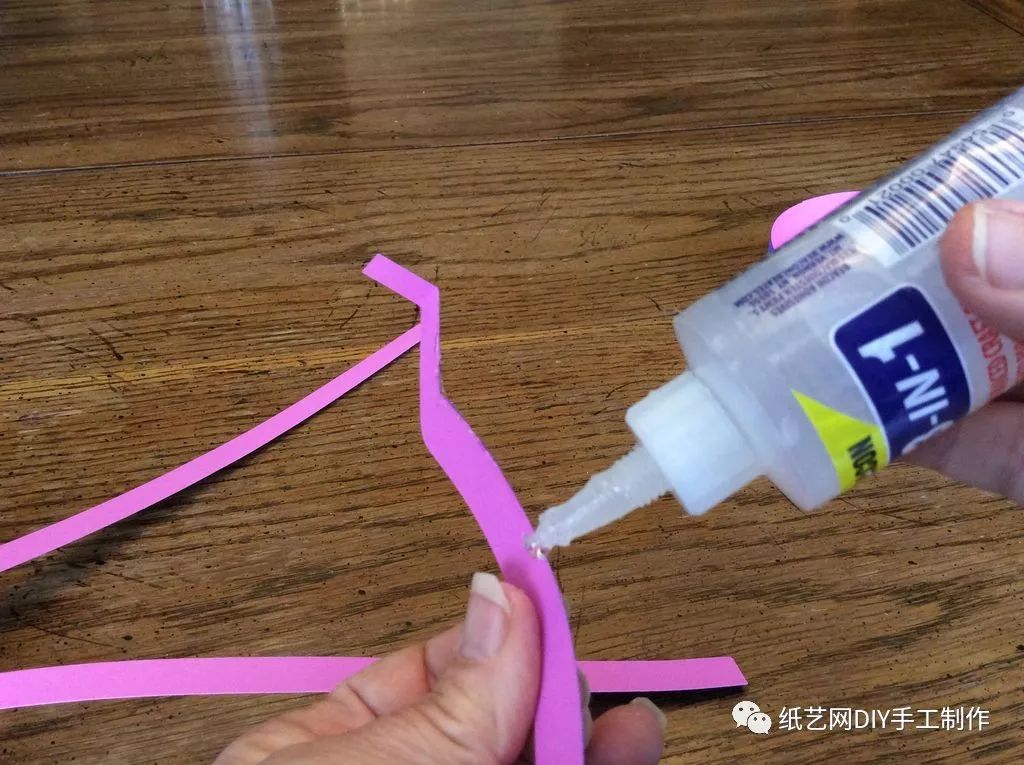 手工折纸古风灯笼长方形手提宫灯,如何固定纸雕灯笼图片教程