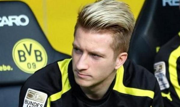 你永远也无法和女朋友解释什么是世界杯，但是李易峰可以