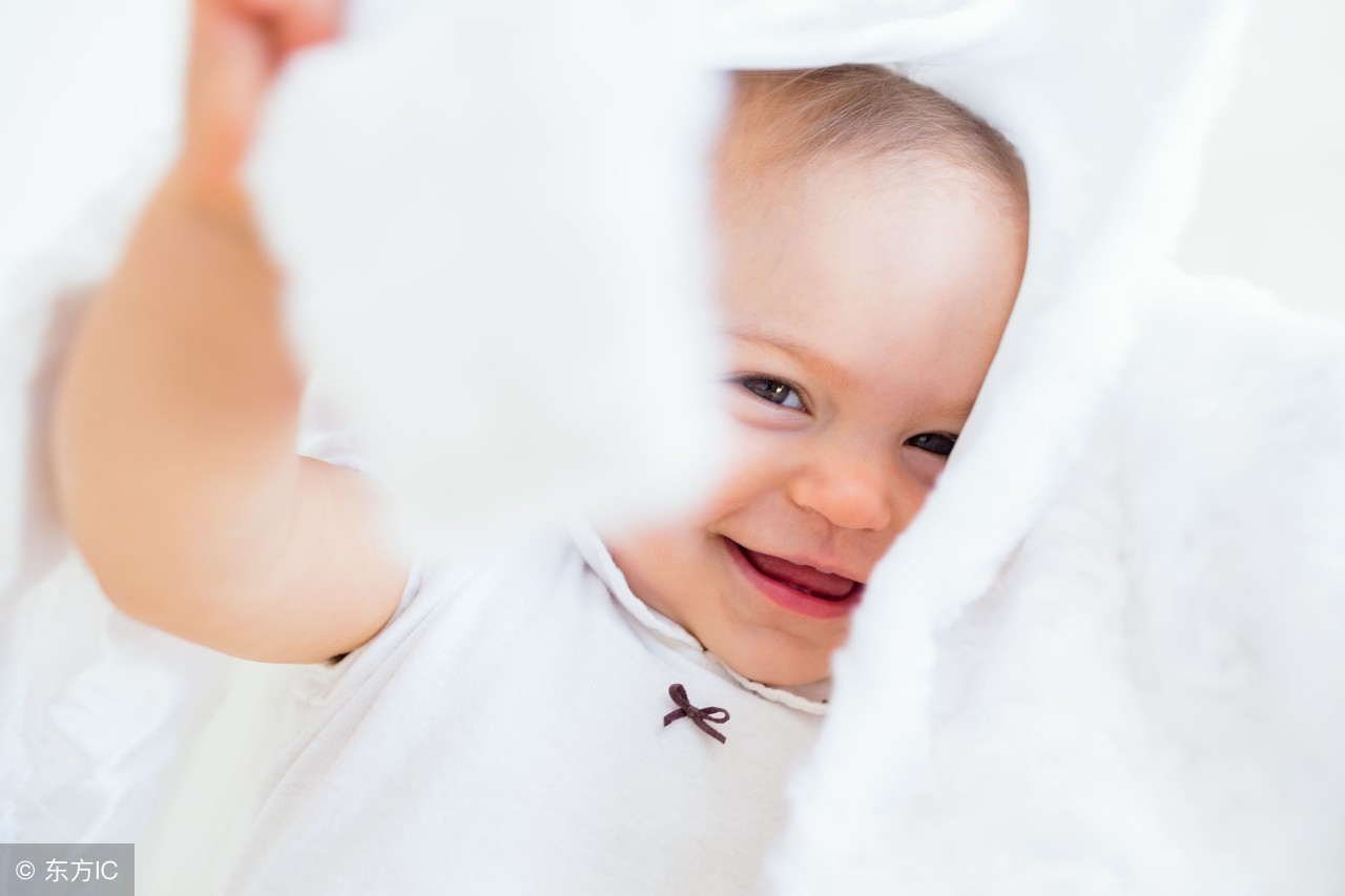 孩子也没感冒突然就开始咳嗽,孩子打喷嚏流鼻涕但没有感冒
