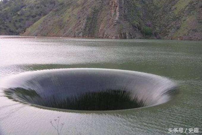 民间故事古墓之谜,民间故事神秘的古墓