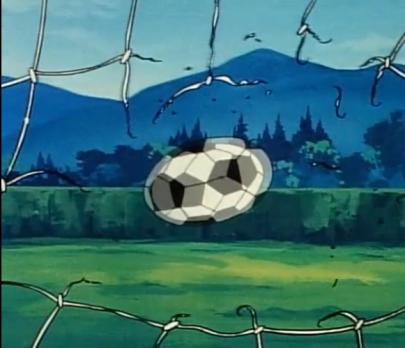 再看一遍30年前的《足球小将》，你会发现多佩服当年的智商！