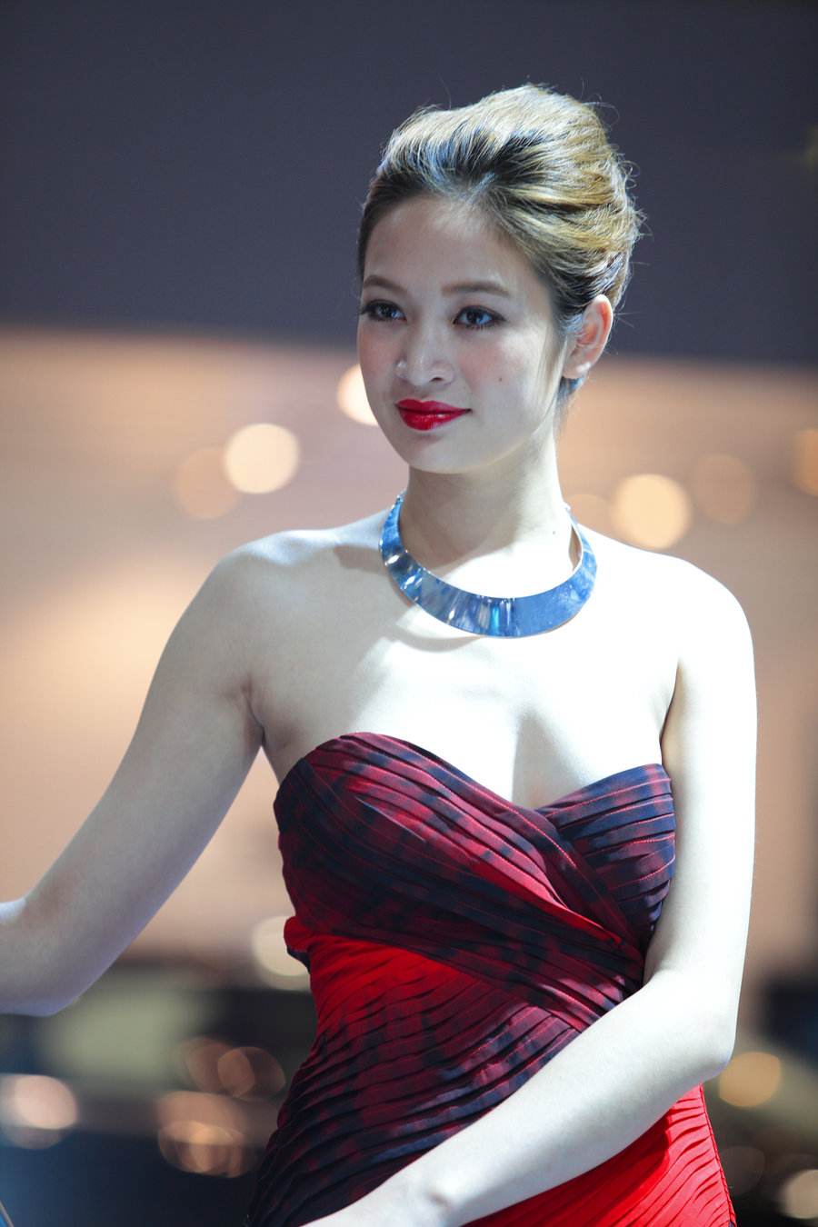 一般车型用什么机油,如何判断自己的车适合用什么机油