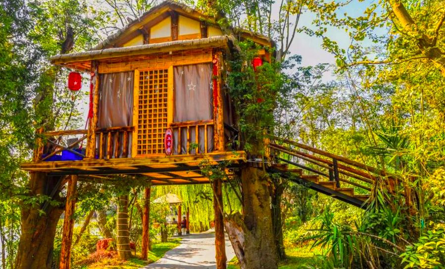 成都沸腾小镇繁花似锦,成都天府新区沸腾小镇