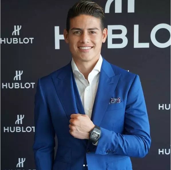 青语|世界杯开赛,这些小哥哥你想Pick哪一个?