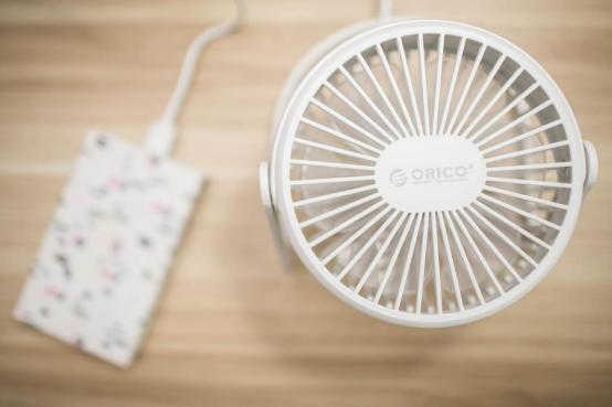 夏日必备工具，我的桌面我做主——OricoUSB风扇