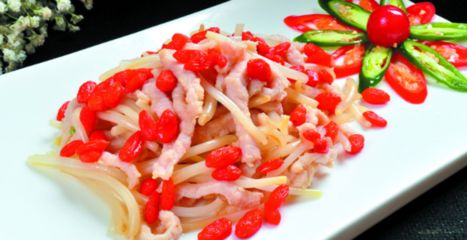 啤酒泡枸杞下一句是啥,为什么啤酒泡枸杞不醉人