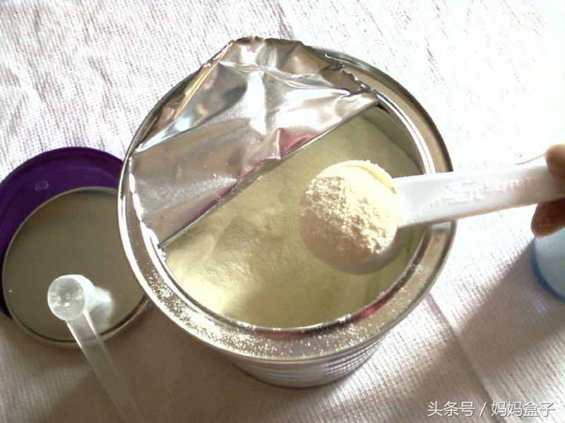 奶粉店选奶粉的标准有哪些,奶粉挑选有盲区看准这3点就够了