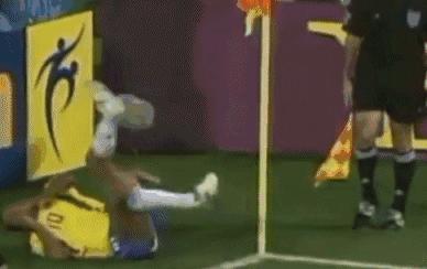 足球和爱情无法共存,足球和爱情