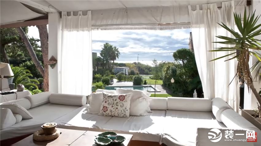 梅西球形豪宅,梅西的豪宅像足球一样