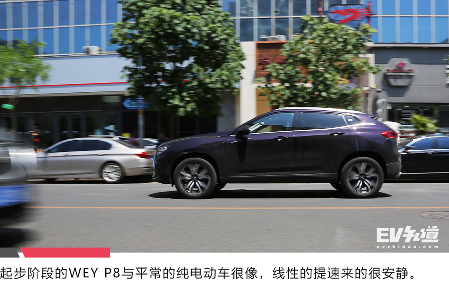 WEYP8凭什么在众多自主品牌中“横着走”？试驾之后你就知道！