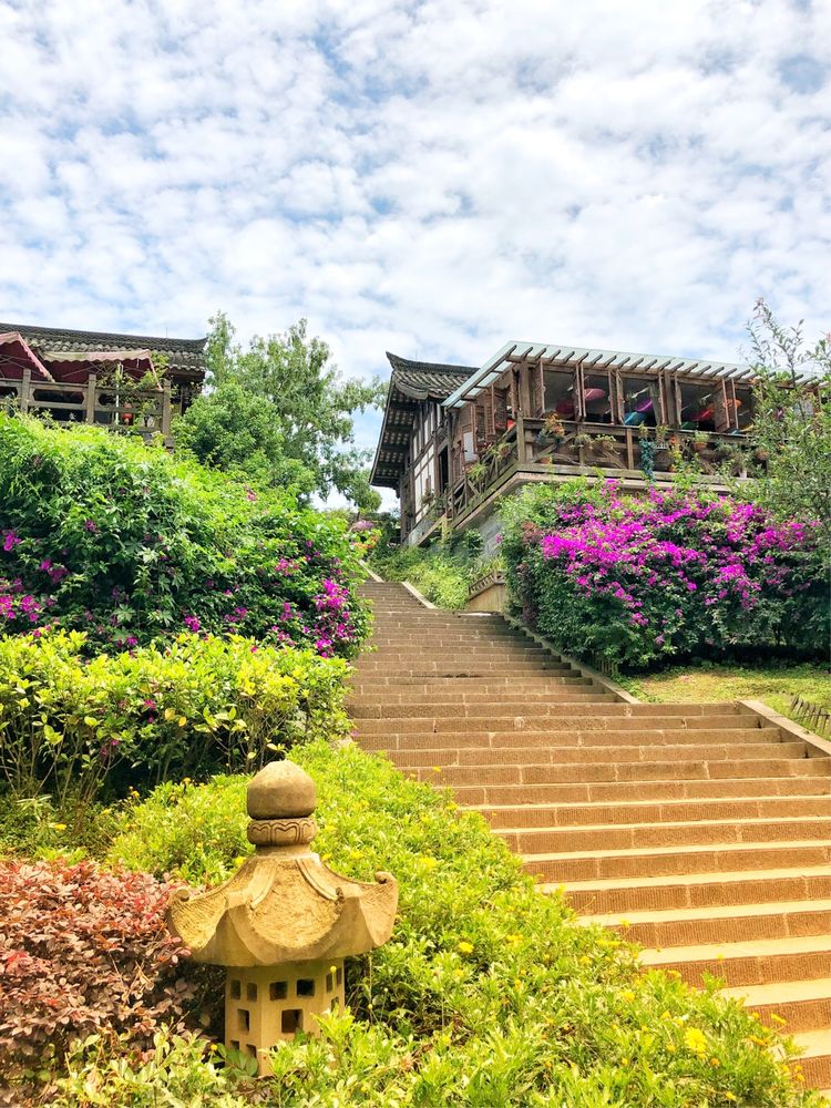 炎炎夏日何处去青岩古镇觅清凉,这个初夏去静谧的古镇寻一处清凉