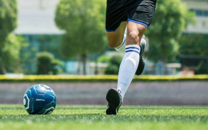 鏃犵嚎鍏呯數瓒崇悆姣旇禌,鏃犵嚎鍏呯數瓒崇悆