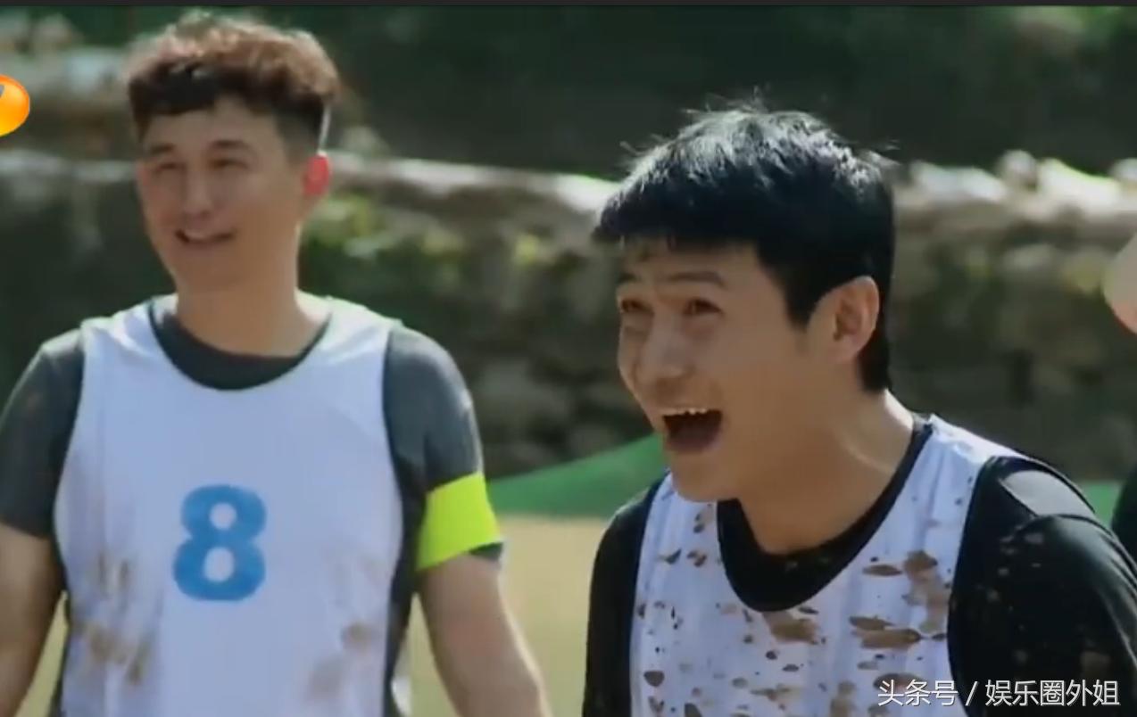 黄磊打篮球,黄磊看球