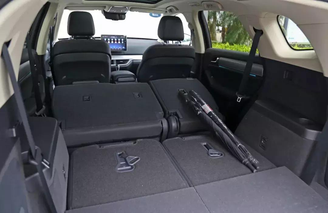 2021款比亚迪唐燃油版内饰图片,比亚迪唐plusdmi内饰