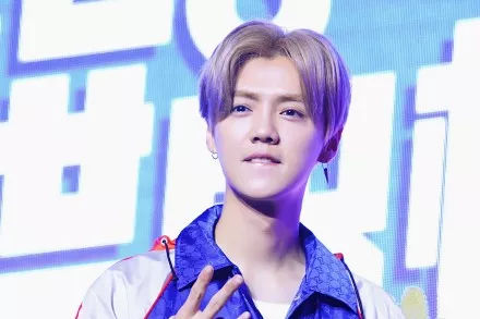 娱乐圈不止鹿晗喜欢足球,这些明星也都是狂热的足球爱好者