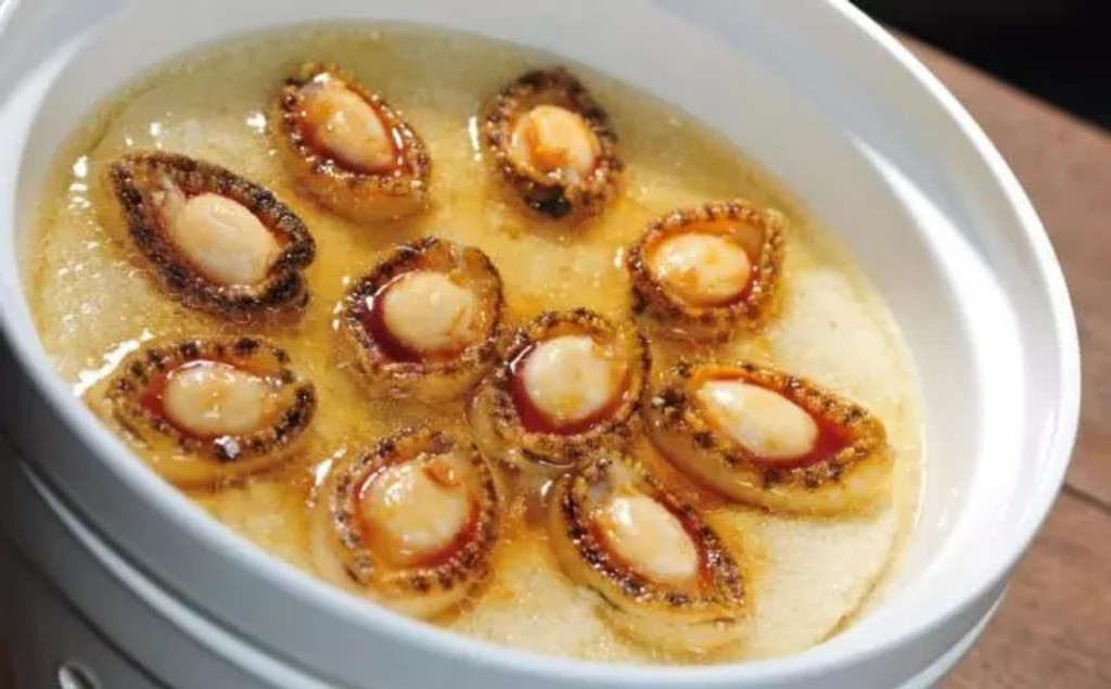 徐记海鲜雁南一路店电话,徐记九头鸟肥牛海鲜价格