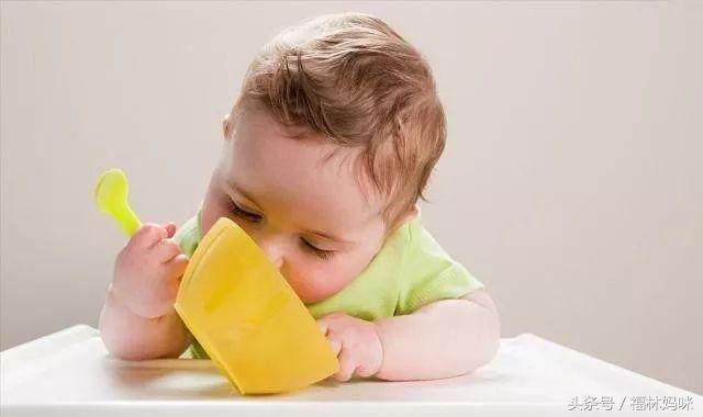 宝宝太瘦怎么不胖,宝宝太瘦不长肉喝什么奶粉