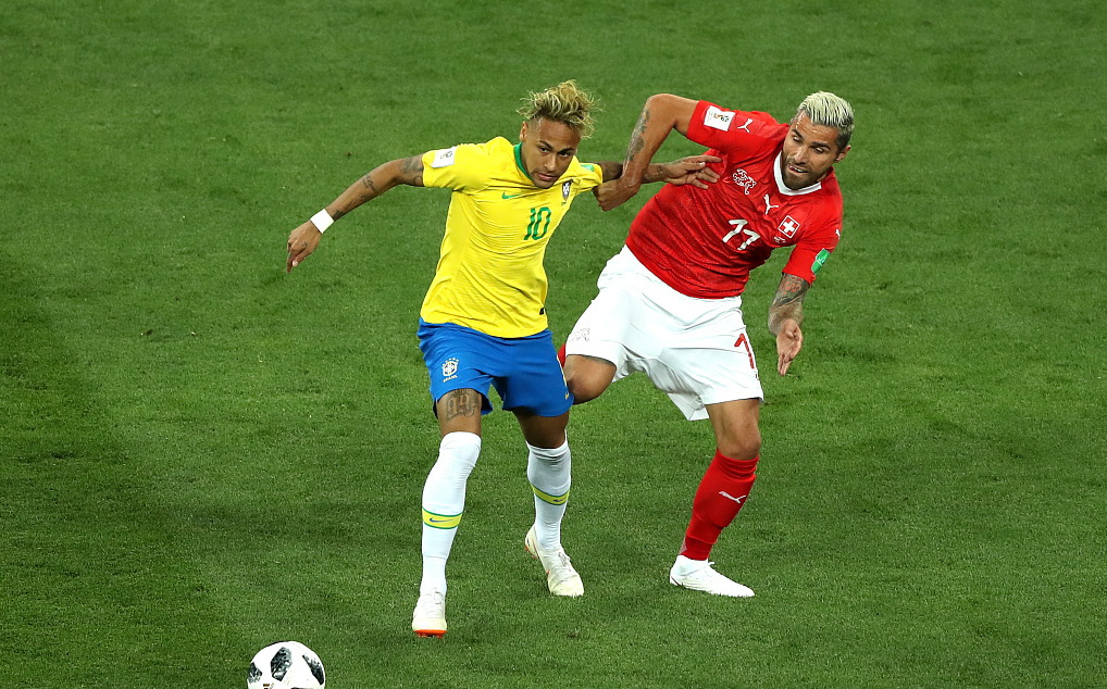 巴西队现在的问题,内马尔在场上有没有挑衅过c罗