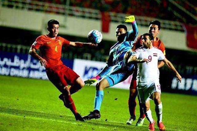 中韩足球差距究竟多大,中国与日本韩国的足球差距