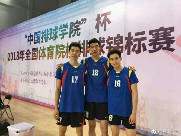 男排张哲嘉决赛视频,中国男排张哲嘉哪去了