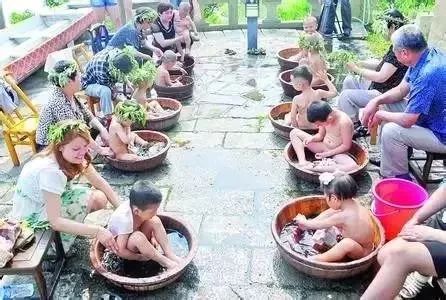 遂宁一位妈妈用艾叶煮水后，万万没想到···