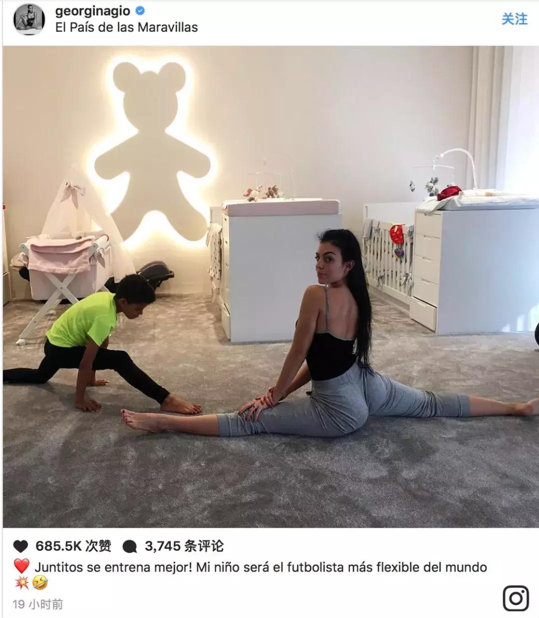 33岁的c罗依然有着20岁的身体,c罗的自律从一瓶可乐开始